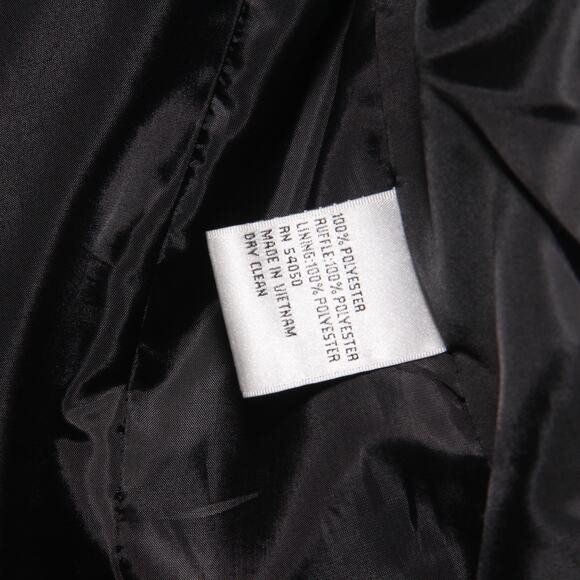 Vintage LeSuit Satin Ruffle Collar Black Suit skirt set Size 8 - Picture 9 of 12